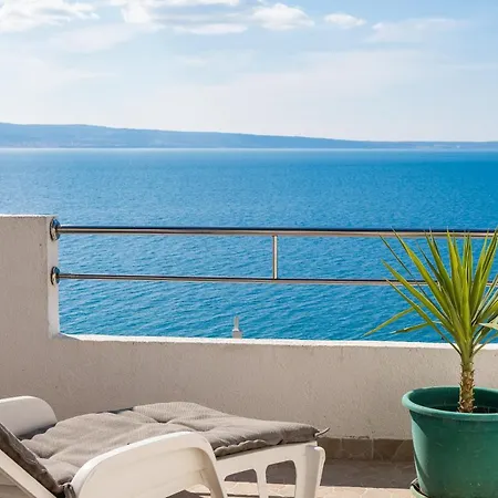 Sky Way アパート *