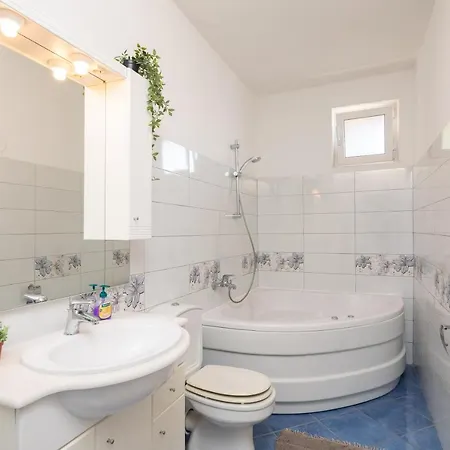 Sky Way アパート