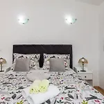 Apartman Sky Way Dugi Rat