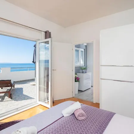 Sky Way Appartement *